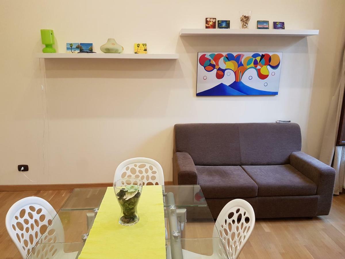 Apartamento La Casa Di Maryna Nápoles Exterior foto